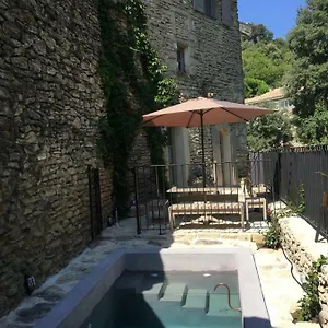 Ferienhaus La Calade, Maison De Village